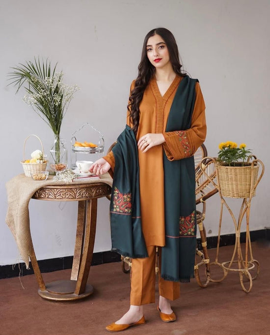 AISLING DHANAK UNSTITCHED EMB 3PC